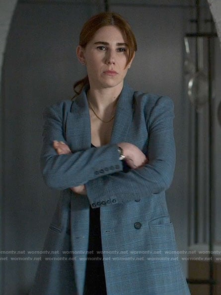 Annie's blue plaid blazer on The Flight Attendant