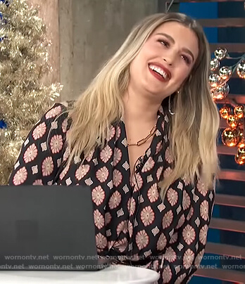 Carissa's black printed wrap blouse on E! News Daily Pop