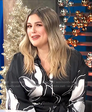 Carissa's black floral shirtdress on E! News Daily Pop