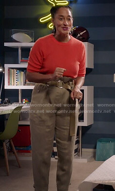 Rainbow's khaki belted pants on Black-ish