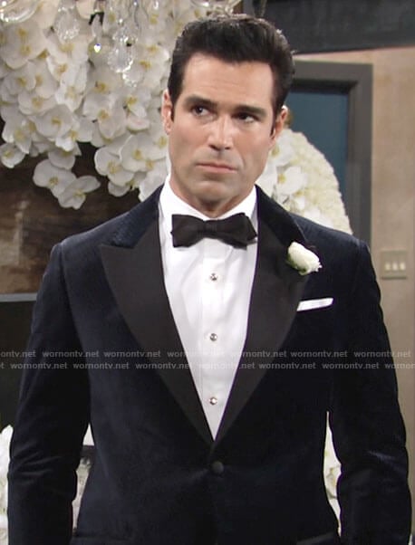 Rey's navy blue velvet suit jacket on The Young and the Restless