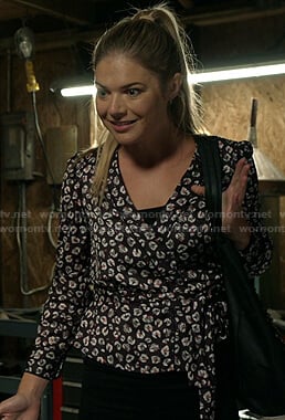 Tami's black floral wrap top on Shameless