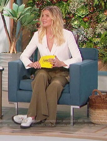 Amanda's white bodysuit and green pants on The Talk