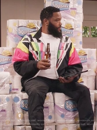 Andre's multicolored jacket on Black-ish
