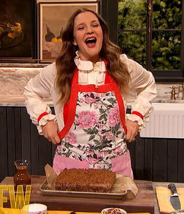 Drew's floral apron on The Drew Barrymore Show
