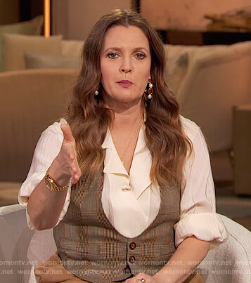 Drew's white blouse and brown suede skirt on The Drew Barrymore Show