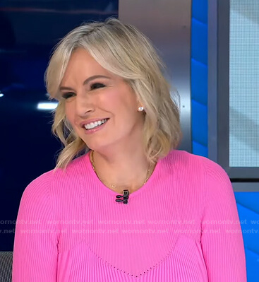 Jennifer's pink ribbed crewneck sweater on Good Morning America