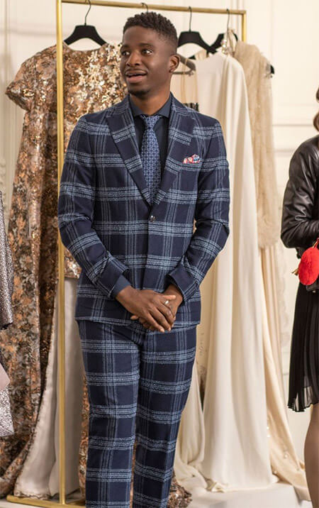 Julien's blue checked suit on Emily in Paris