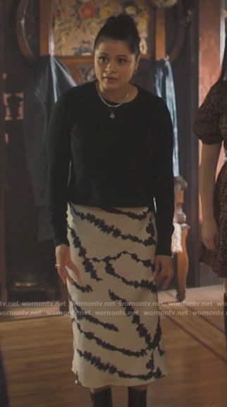 Mel's tie dye midi dress on Charmed