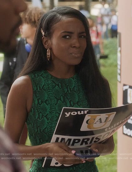 Rochelle's green sleeveless snakeskin print dress on Grown-ish