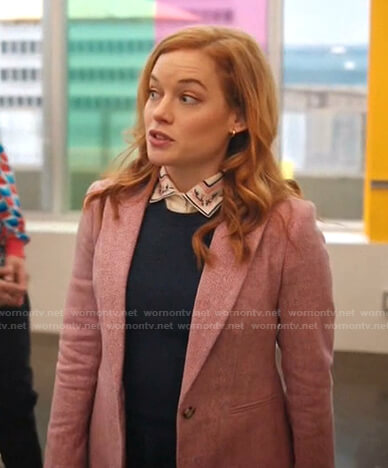 Zoey's pink herringbone blazer on Zoeys Extraordinary Playlist