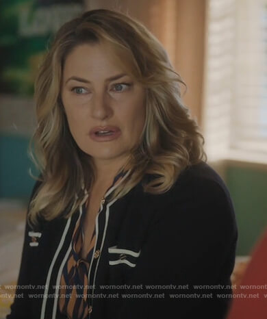 Alice's contrast trim cardigan on Riverdale