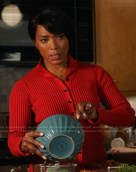 Athena's red ribbed cardigan on 9-1-1