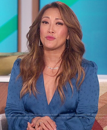Carrie's blue satin wrap dress on The Talk