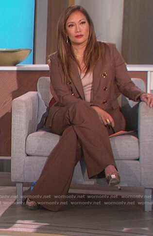 Carrie's brown check blazer and pants on The Talk
