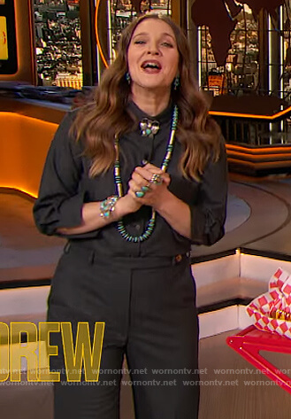 Drew's black shirt and pants on The Drew Barrymore Show