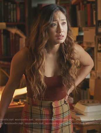 Jessica's plaid orange pants on Riverdale
