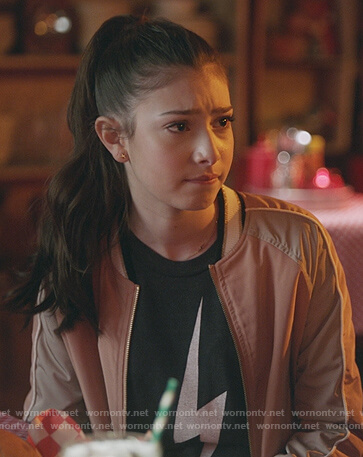 Natalie's black bolt tee on The Unicorn