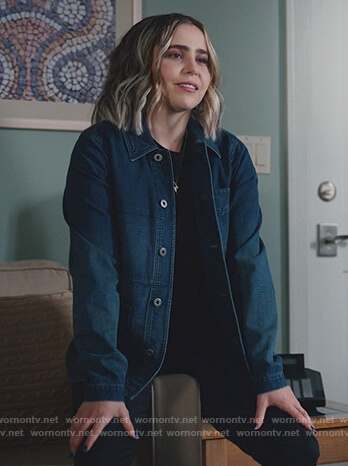 Annie's oversized denim jacket on Good Girls