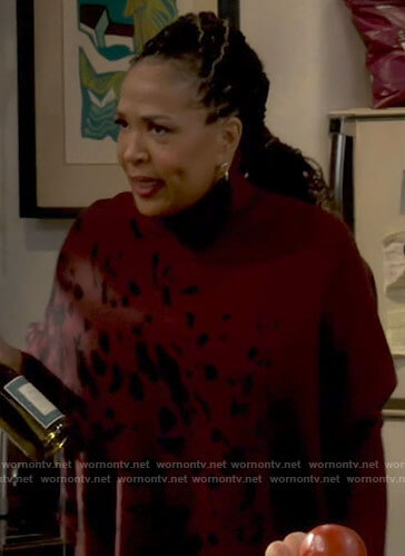Barbara's splatter print sweater on Call Your Mother