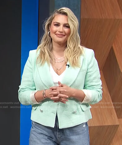 Carissa's pastel green blazer on E! News Daily Pop