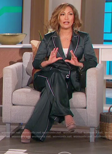 Carrie's green piping trim blazer and pants on The Talk