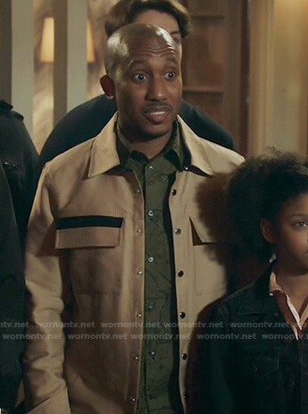 Gary's beige snap button jacket on Kenan