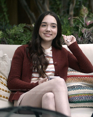 Grace's striped tee on The Unicorn