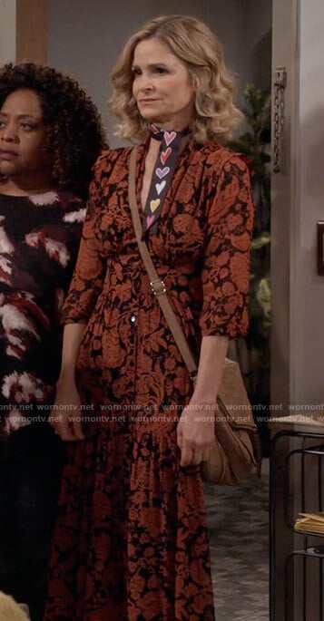 Jean's black and red floral dress on Call Your Mother