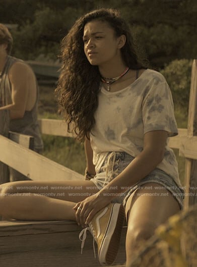 Kiara's lace-up denim shorts on Outer Banks