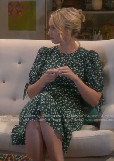 Mandy's green floral short sleeved dress on Last Man Standing