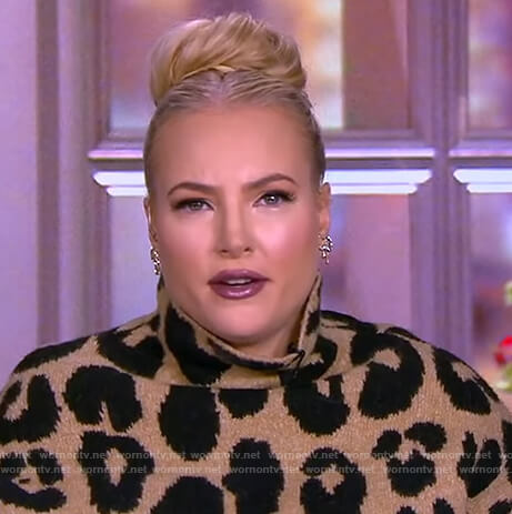 Meghan's beige leopard print turtleneck sweater on The View