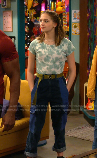 Presley's blue colorblock utility jeans on Side Hustle