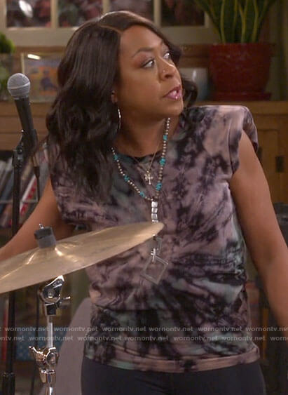 Tina's tie dye padded tank top on The Neighborhood