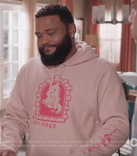 Andre's pink ghost print hoodie on Black-ish