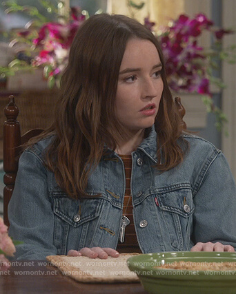Eve's denim jacket on Last Man Standing