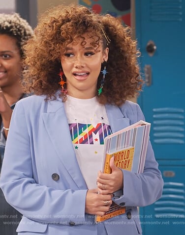 Jade's white cosmic tee and blazer on Family Reunion
