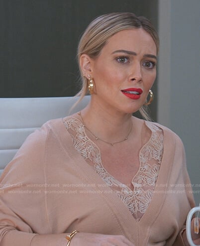 Kelsey's pink lace trim v-neck sweater on Younger
