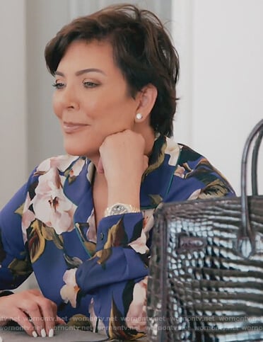Kris's blue floral print blouse on Keeping Up with the Kardashians