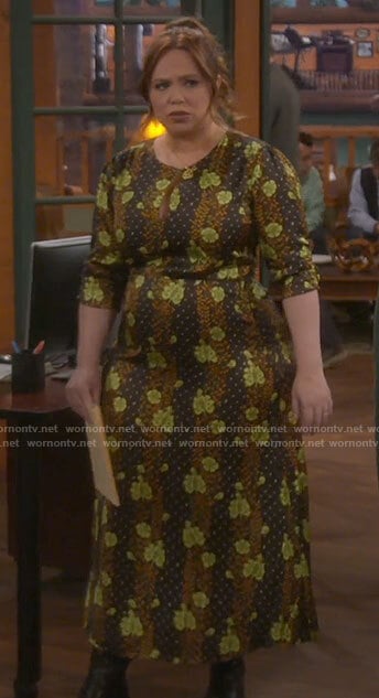 Kristin's leaf and flower print midi dress on Last Man Standing