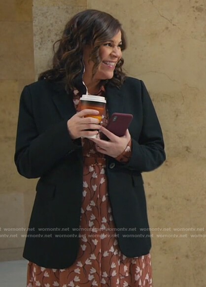 Sara's brown floral print shirtdress on All Rise