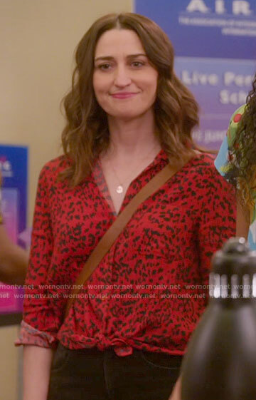 Dawn's red leopard print shirt on Girls5eva