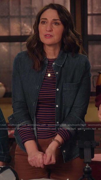 Dawn's red and navy striped long sleeve top on Girls5eva