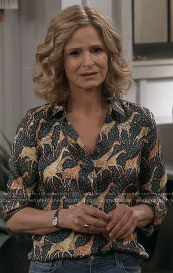 Jean's giraffe print top on Call Your Mother