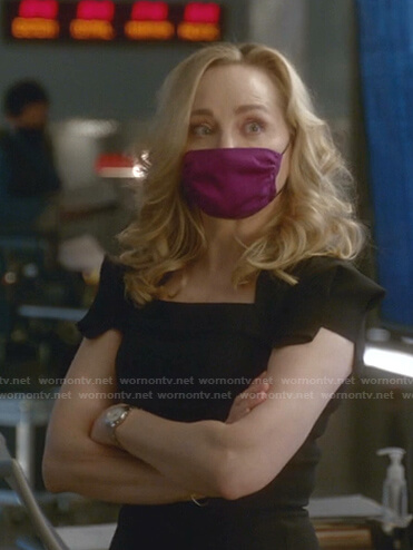 Marissa's black cap sleeve top on Bull