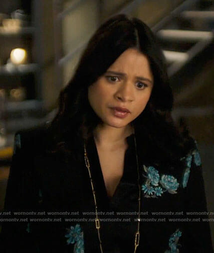 Mel's floral embroidered blazer on Charmed