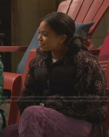 Nia's floral puffer jacket and cable knit pants on Ravens Home