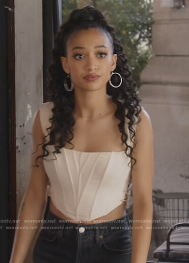 Olivia's white lace-up corset on All American