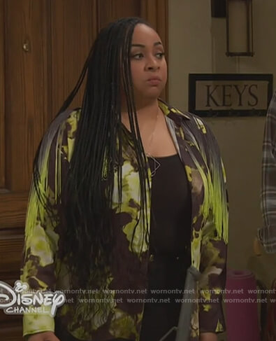 Raven's green floral fringe blouse on Ravens Home