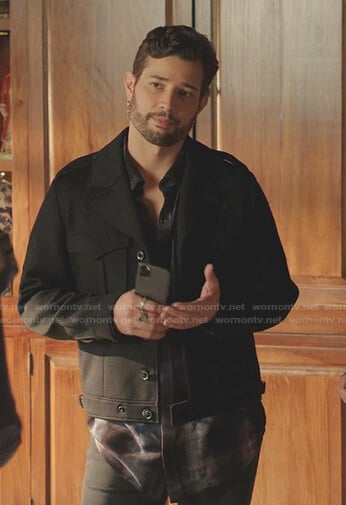 Sam's black jacket on Dynasty
